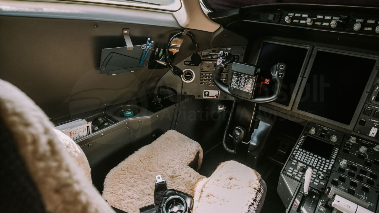 BOMBARDIER CHALLENGER 300 2008