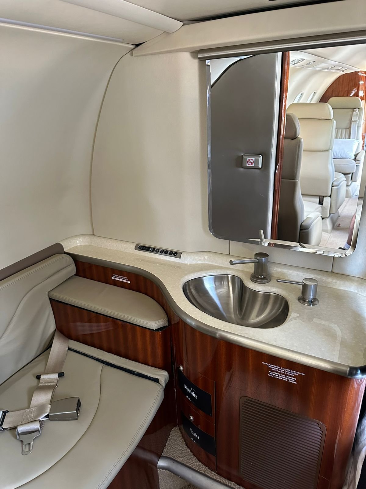BOMBARDIER LEARJET 40XR 2006