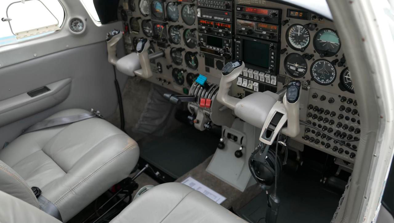 PIPER SENECA IV PA-34-220T 1995