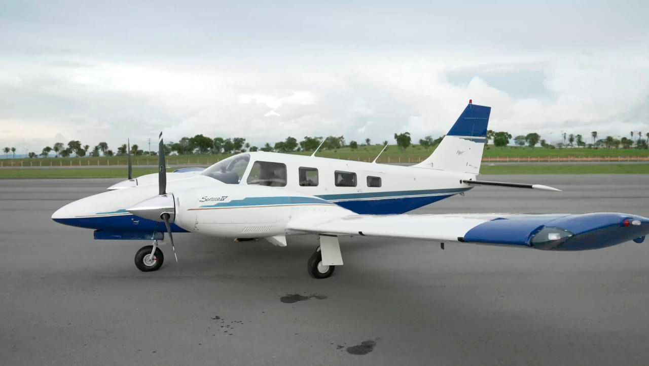 PIPER SENECA IV PA-34-220T 1995