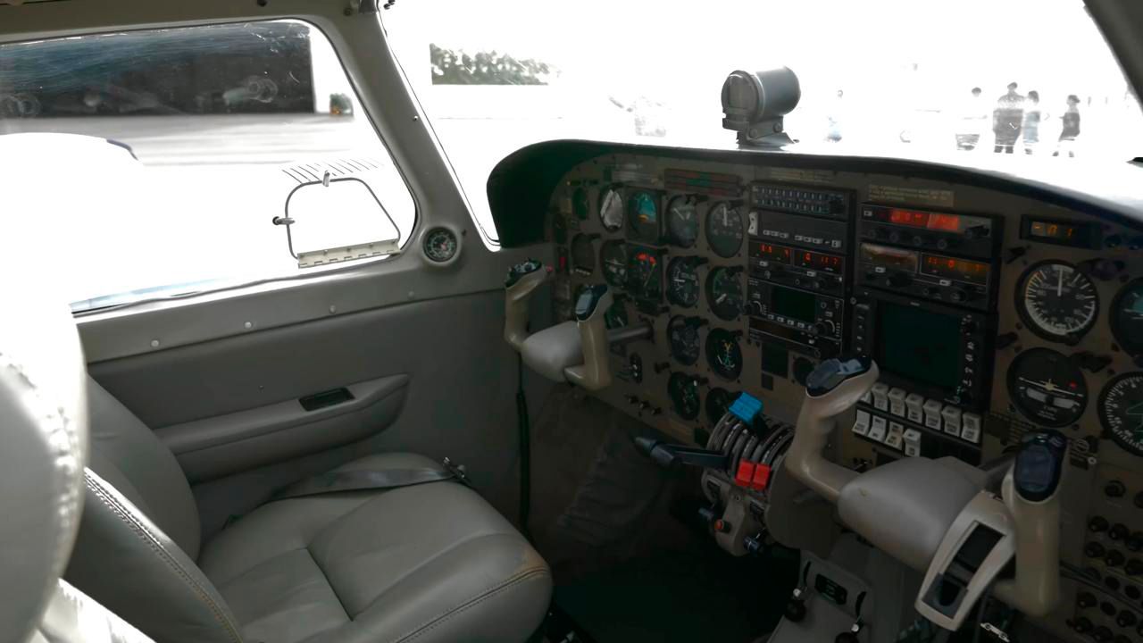 PIPER SENECA IV PA-34-220T 1995