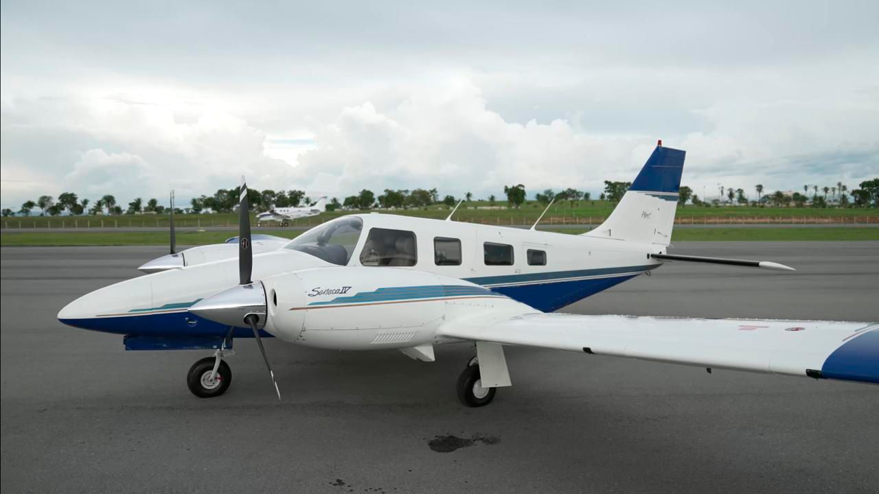 PIPER SENECA IV PA-34-220T 1995