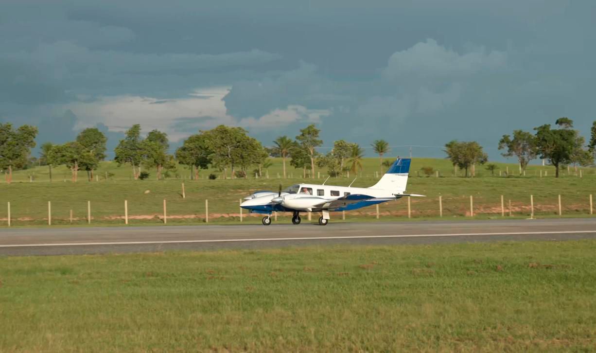 PIPER SENECA IV PA-34-220T 1995