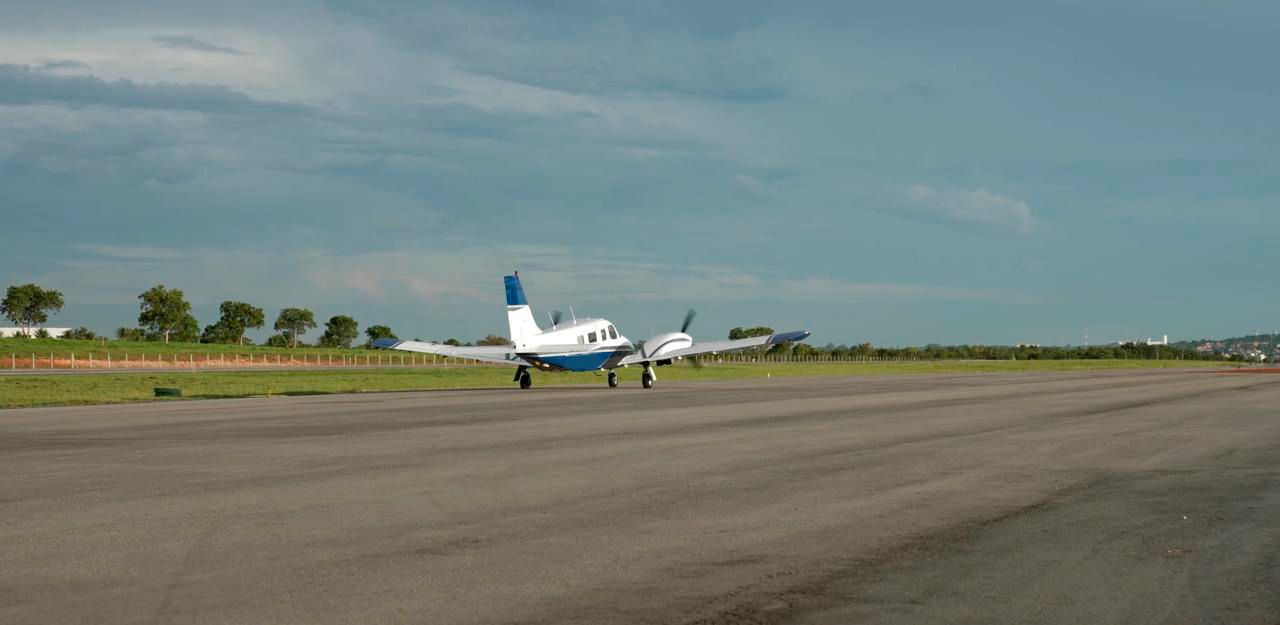 PIPER SENECA IV PA-34-220T 1995