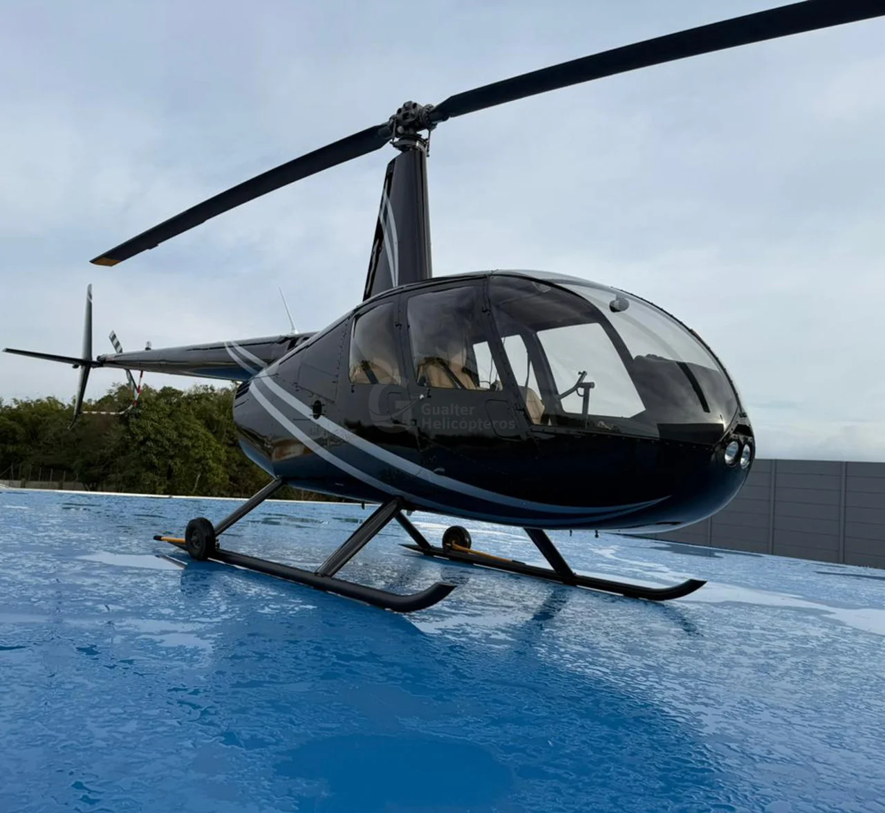 R44 RAVEN II 2011