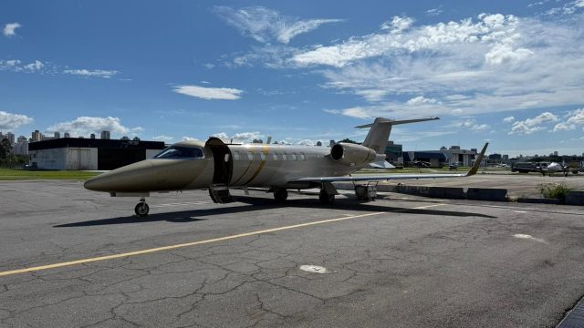 BOMBARDIER LEARJET 40 2005