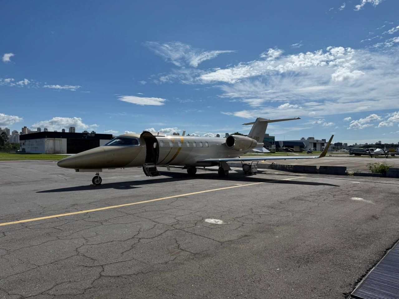 BOMBARDIER LEARJET 40 2005