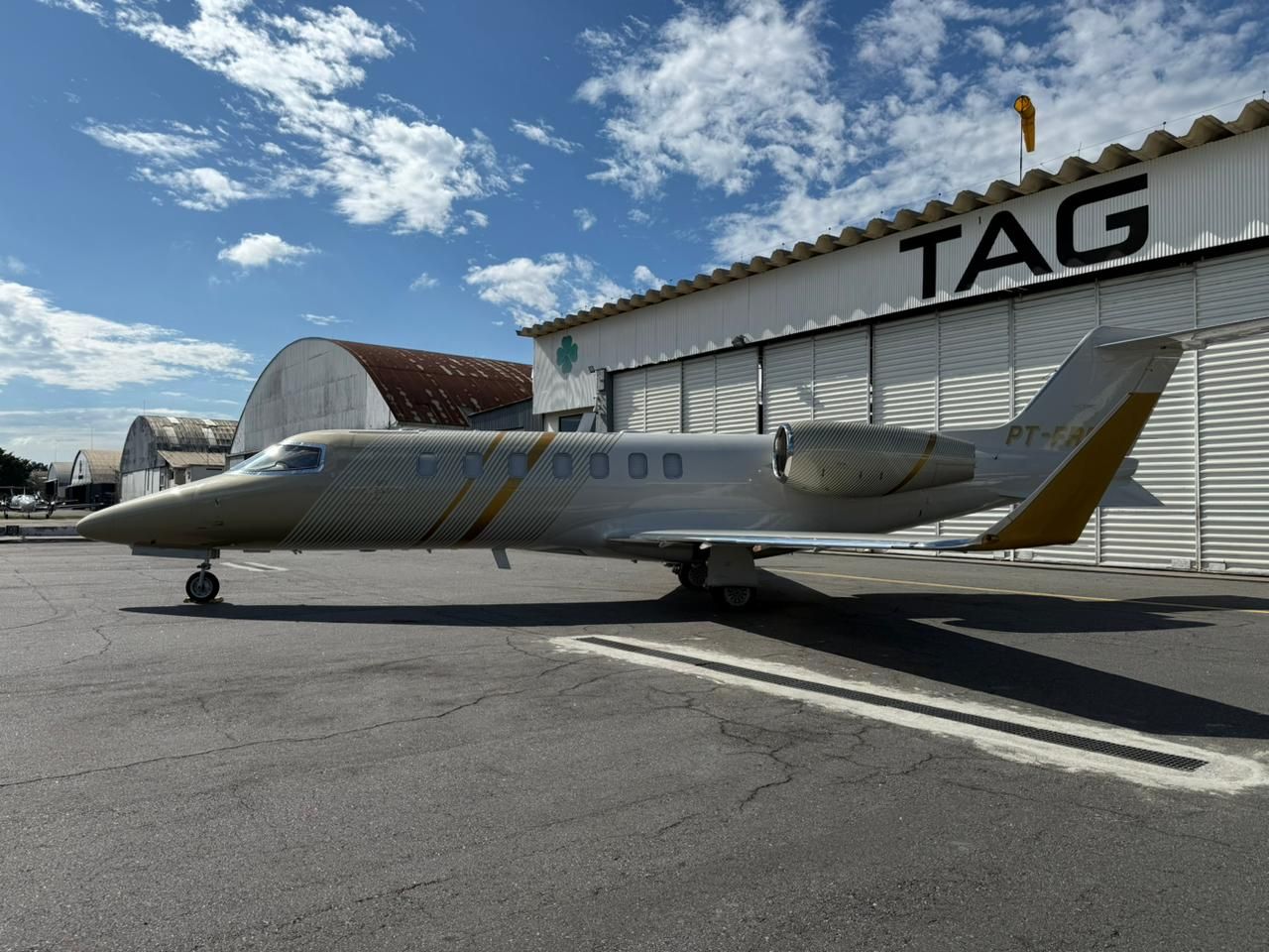 BOMBARDIER LEARJET 40 2005