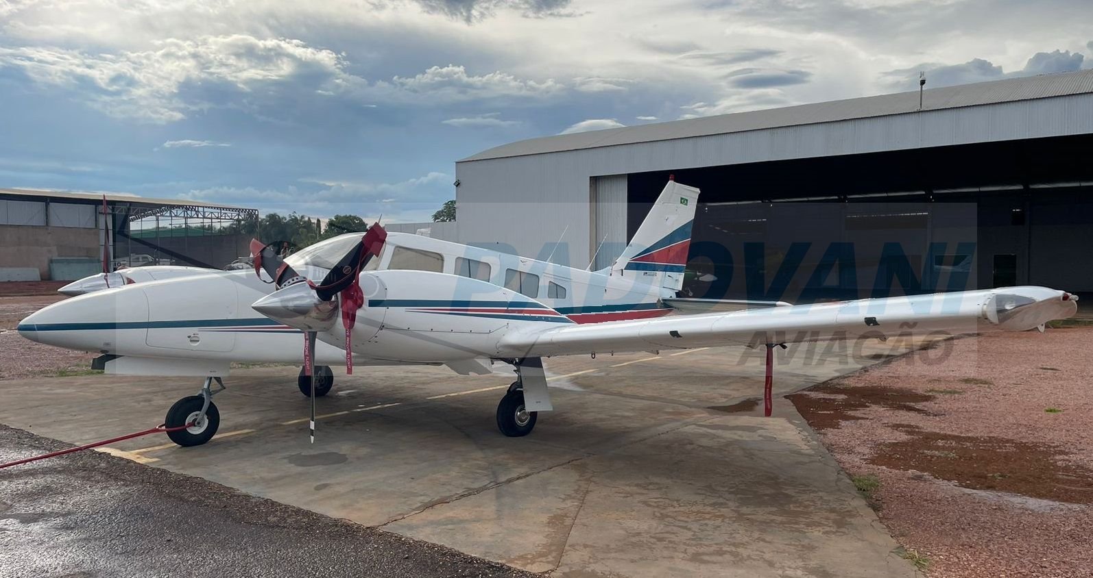 EMBRAER EMB-810D SENECA III 1989