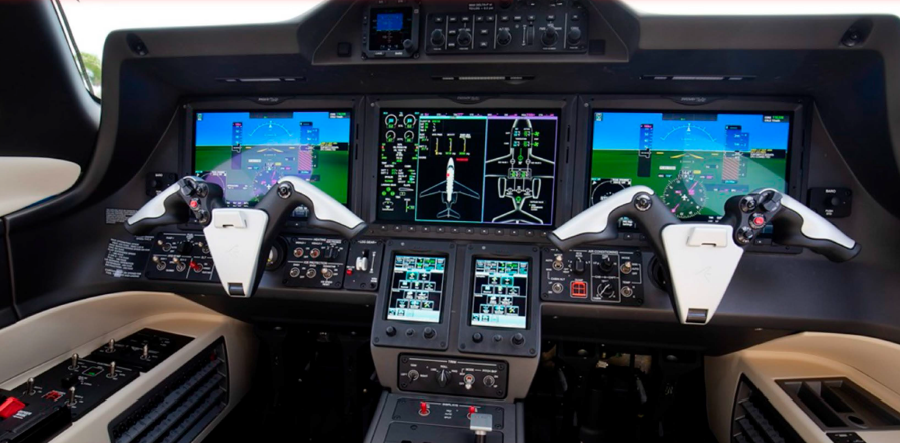 EMBRAER PHENOM 300E 2022