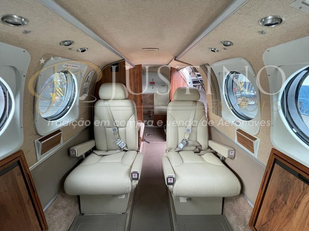 BEECHCRAFT KING AIR C90A 1988