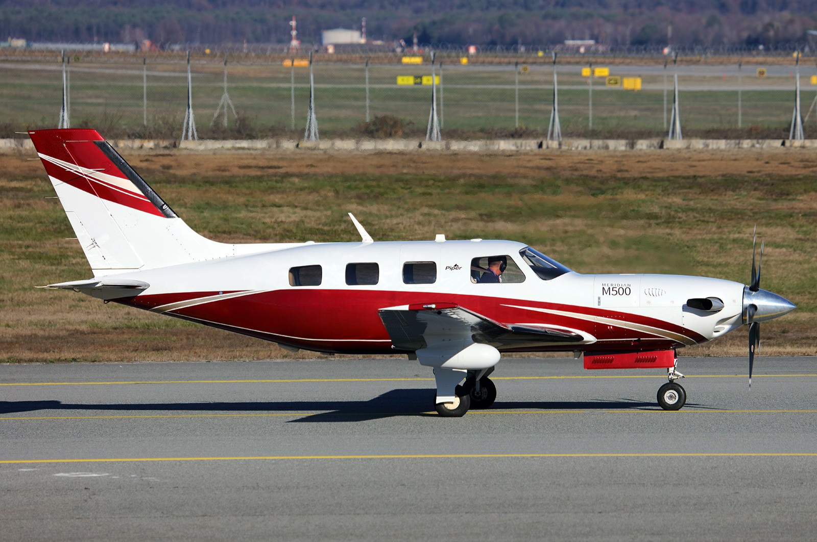 PIPER M500 2015