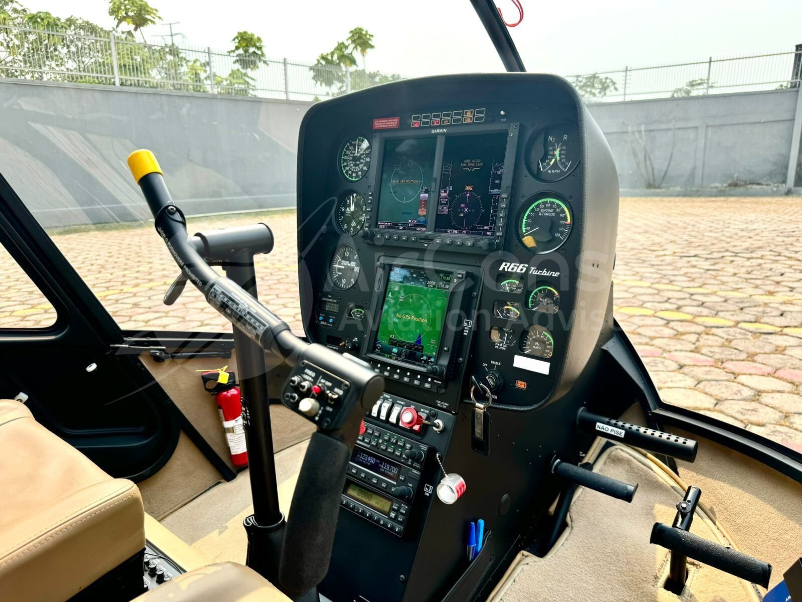 ROBINSON R66 2016
