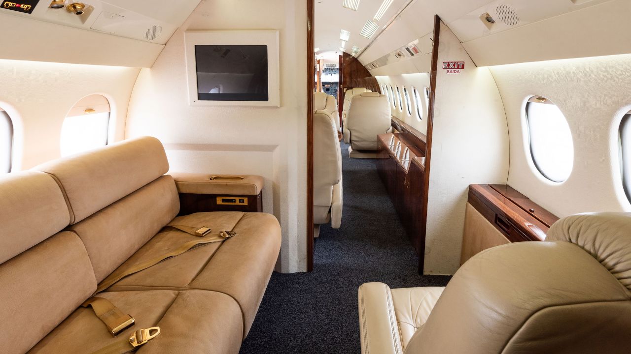 DASSAULT FALCON 900B 1990