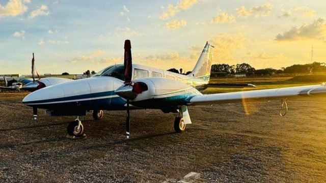 EMBRAER EMB-810C SENECA II 1980