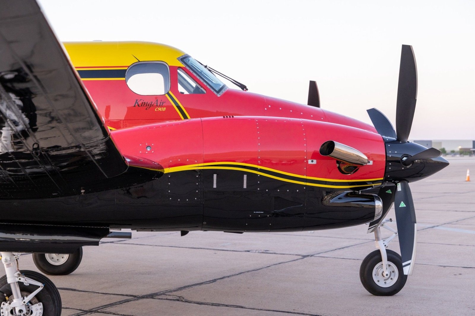 BEECHCRAFT KING AIR C90B 2004