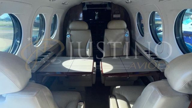 BEECHCRAFT KING AIR C90 GTX 2014