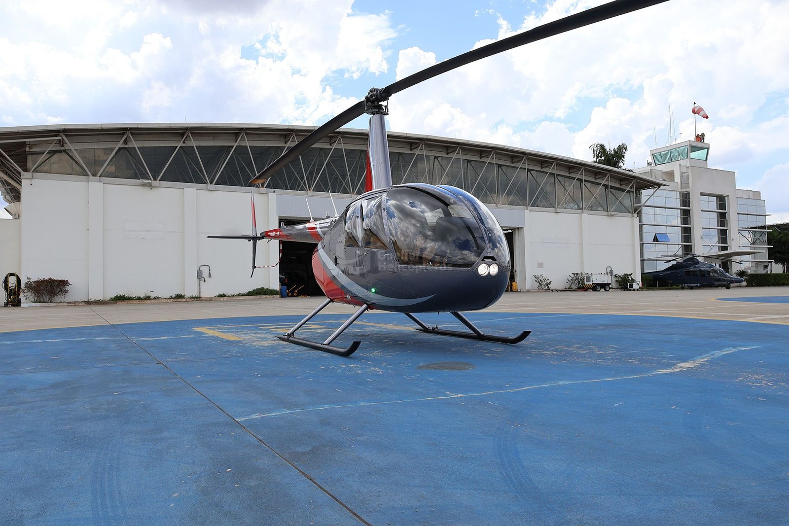 R44 RAVEN II 2018