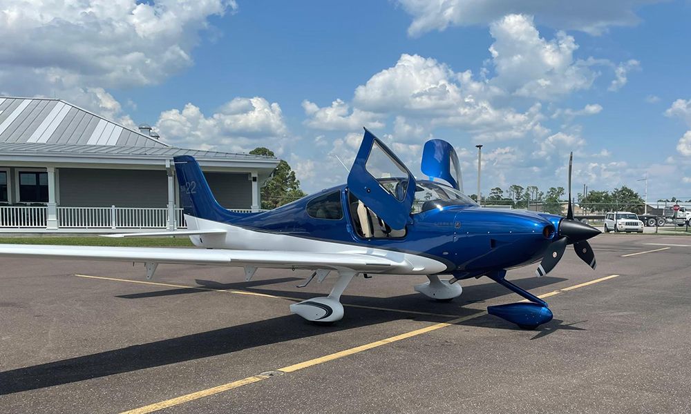 CIRRUS SR22 G3 GTS 2011