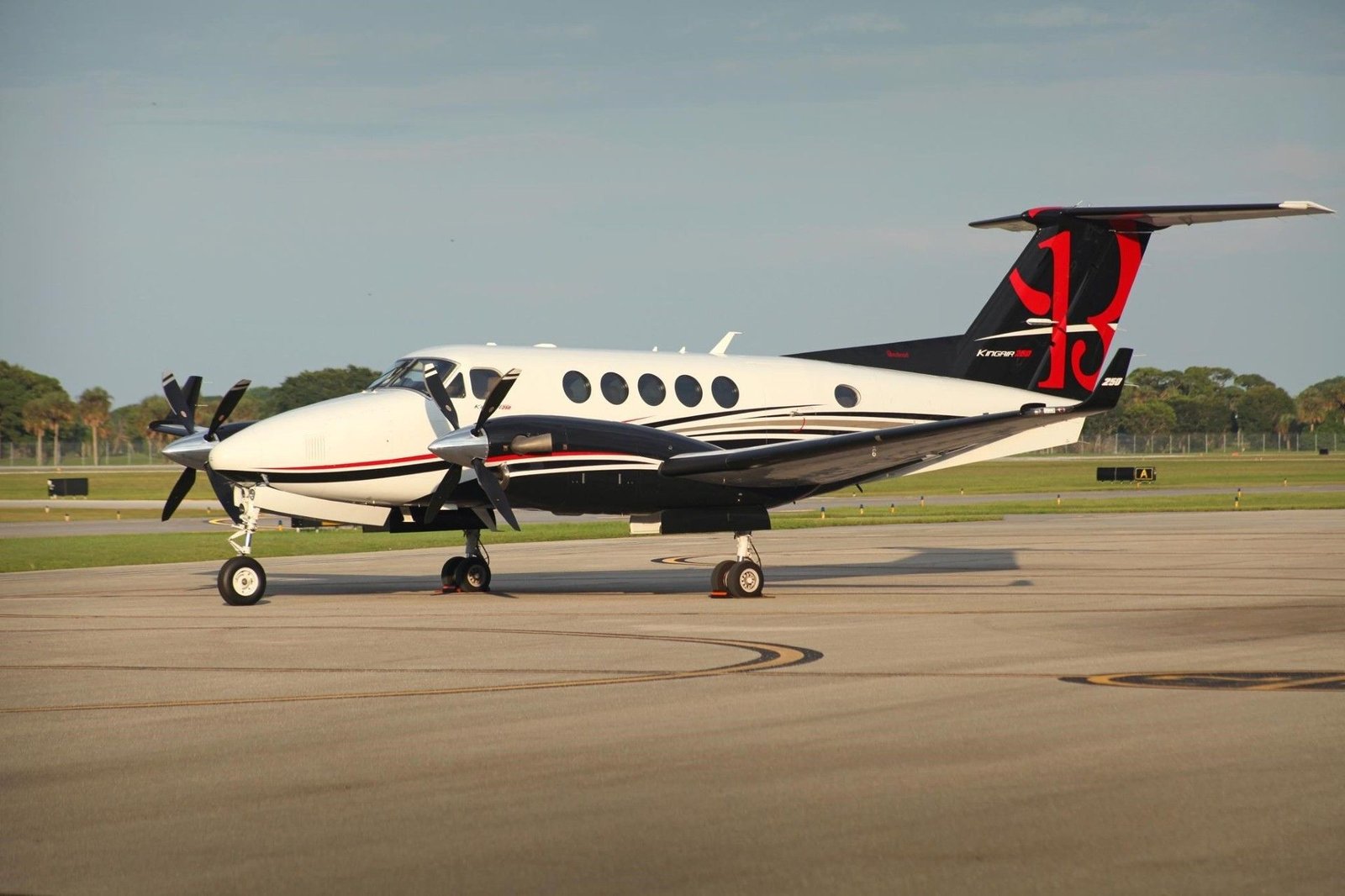 BEECHCRAFT KING AIR 250 2016