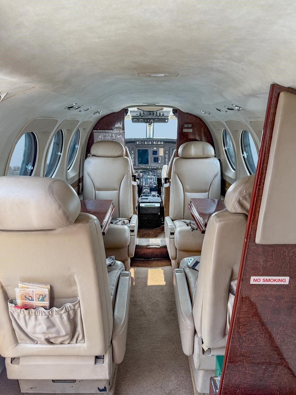 BEECHCRAFT KING AIR C90GTX 2011