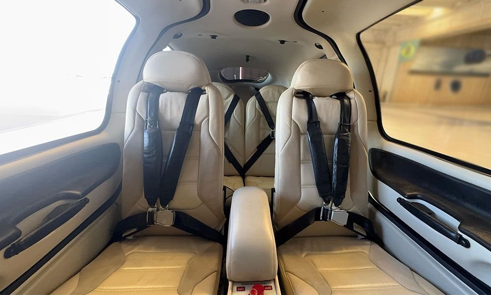 CIRRUS SR22 2011