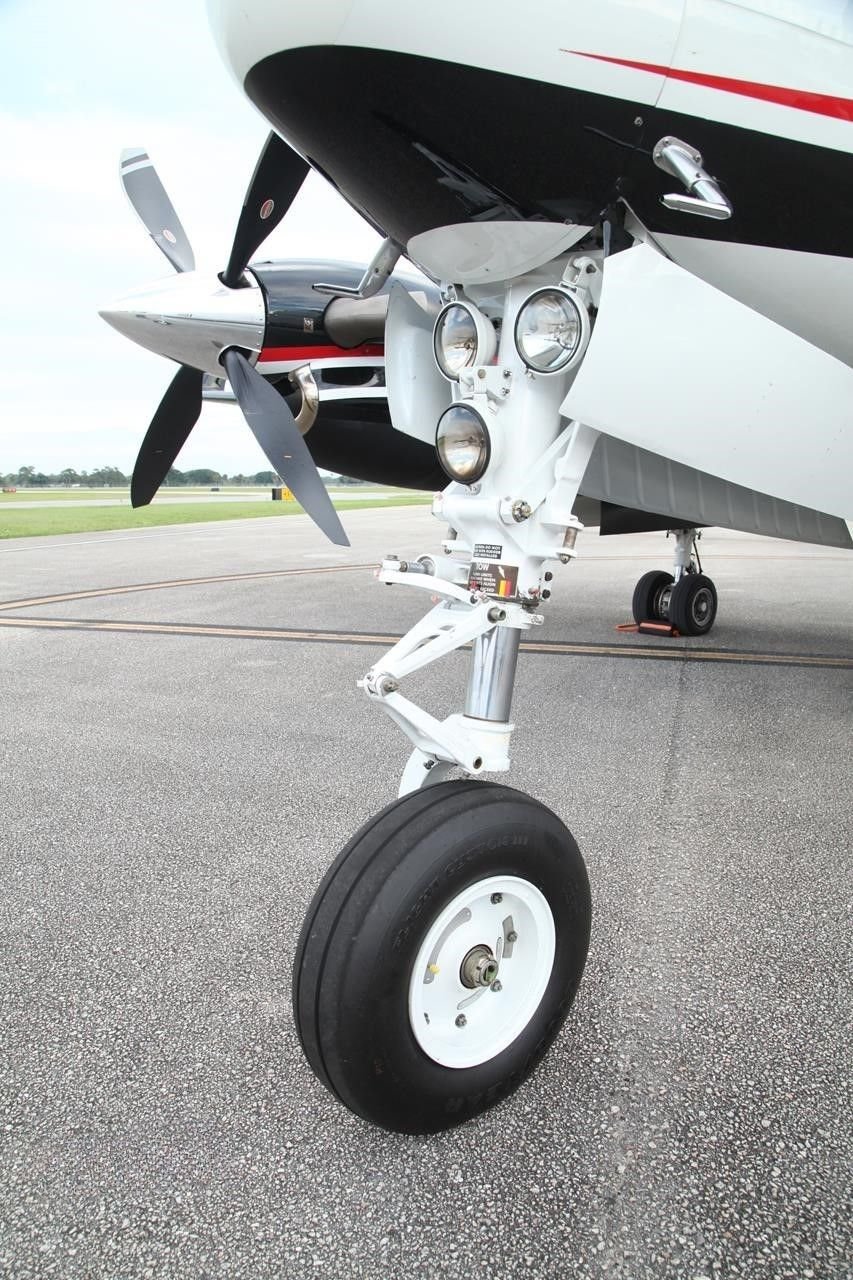 BEECHCRAFT KING AIR 250 2016