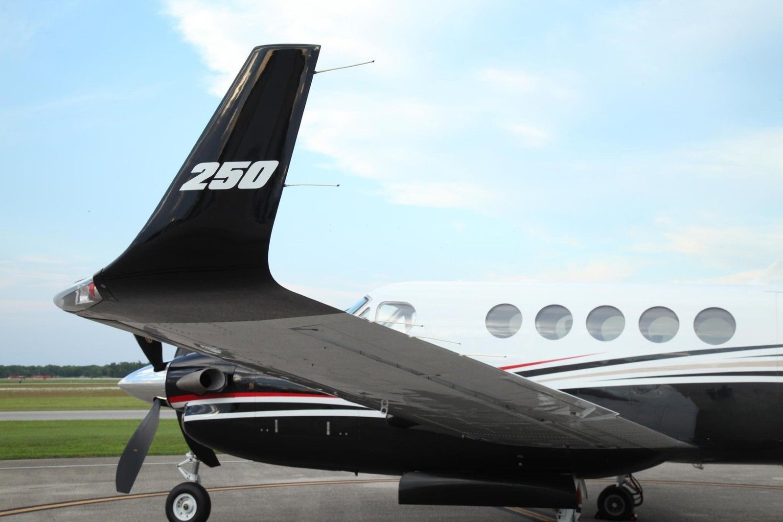 BEECHCRAFT KING AIR 250 2016