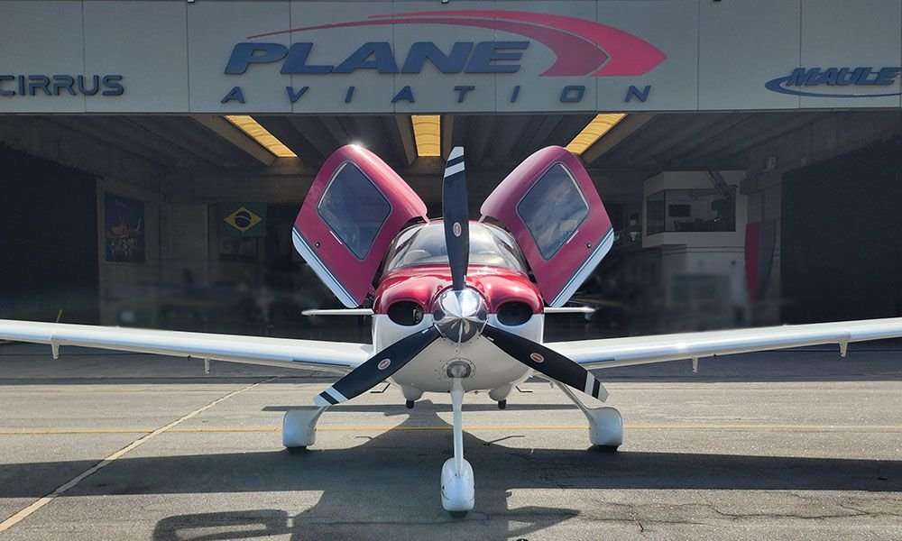 CIRRUS SR22 2011