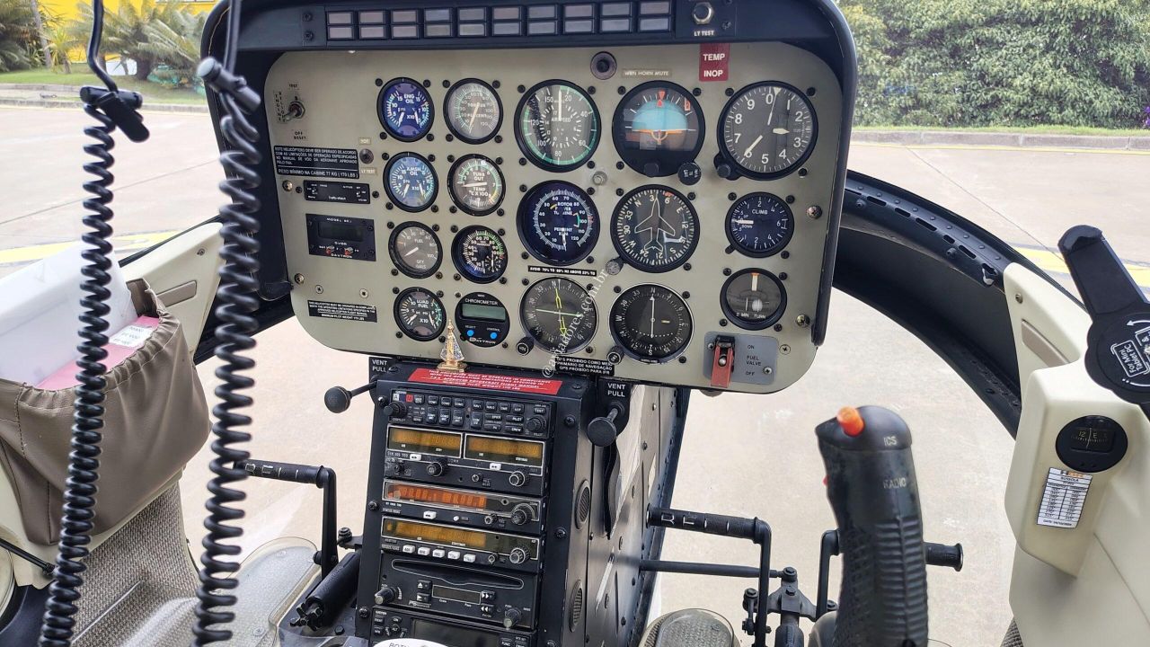 BELL 206B JET RANGER III 1989