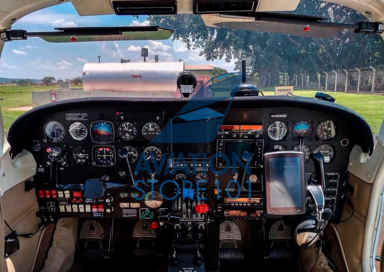 SENECA III EMB-810D 1993