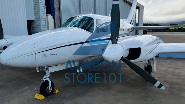 COTA PIPER NAVAJO PA-31-310 1973