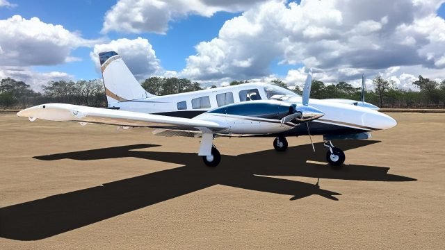 NEIVA/PIPER EMB-810D SENECA III 1994