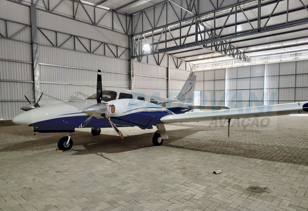 PIPER PA-34-220T SENECA V 2001