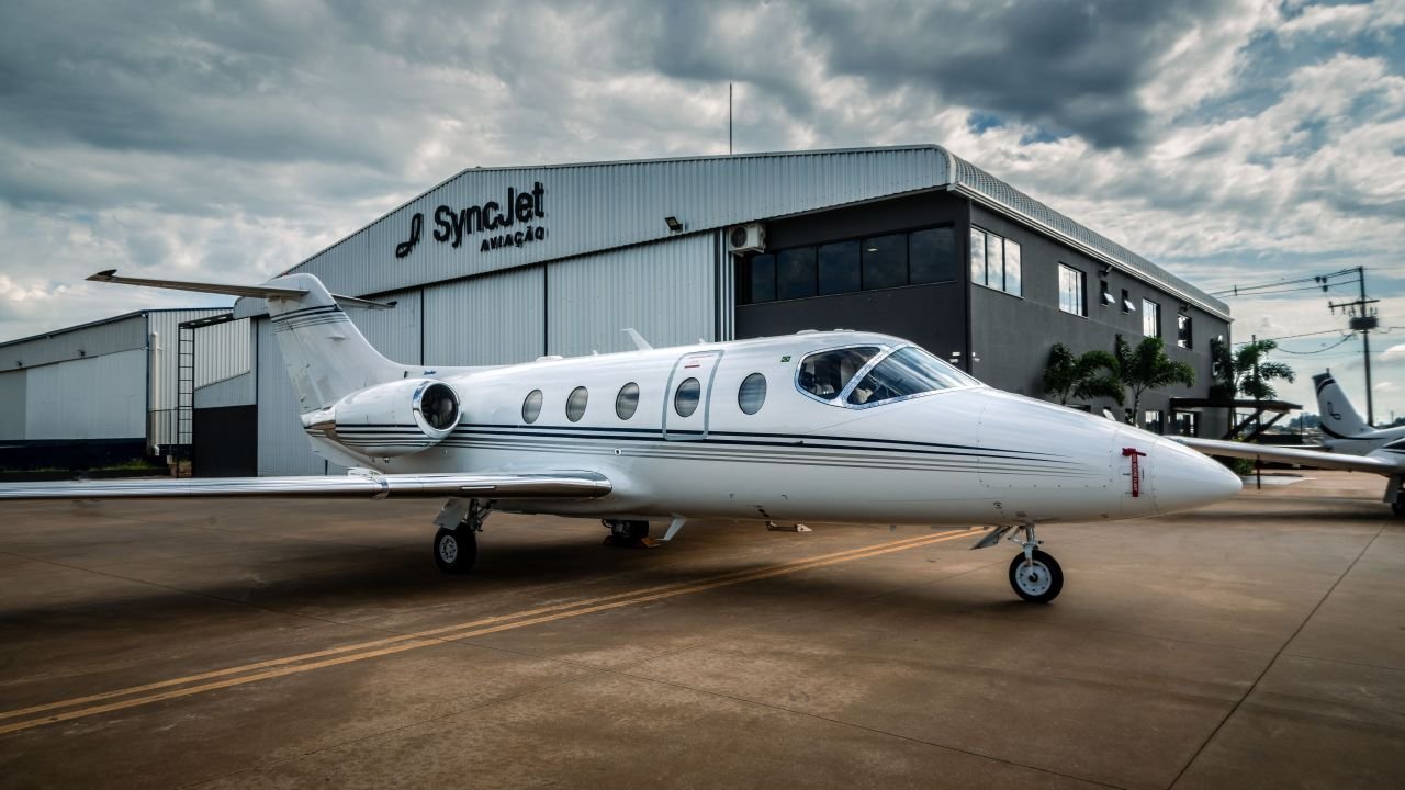 HAWKER 400XP 2008