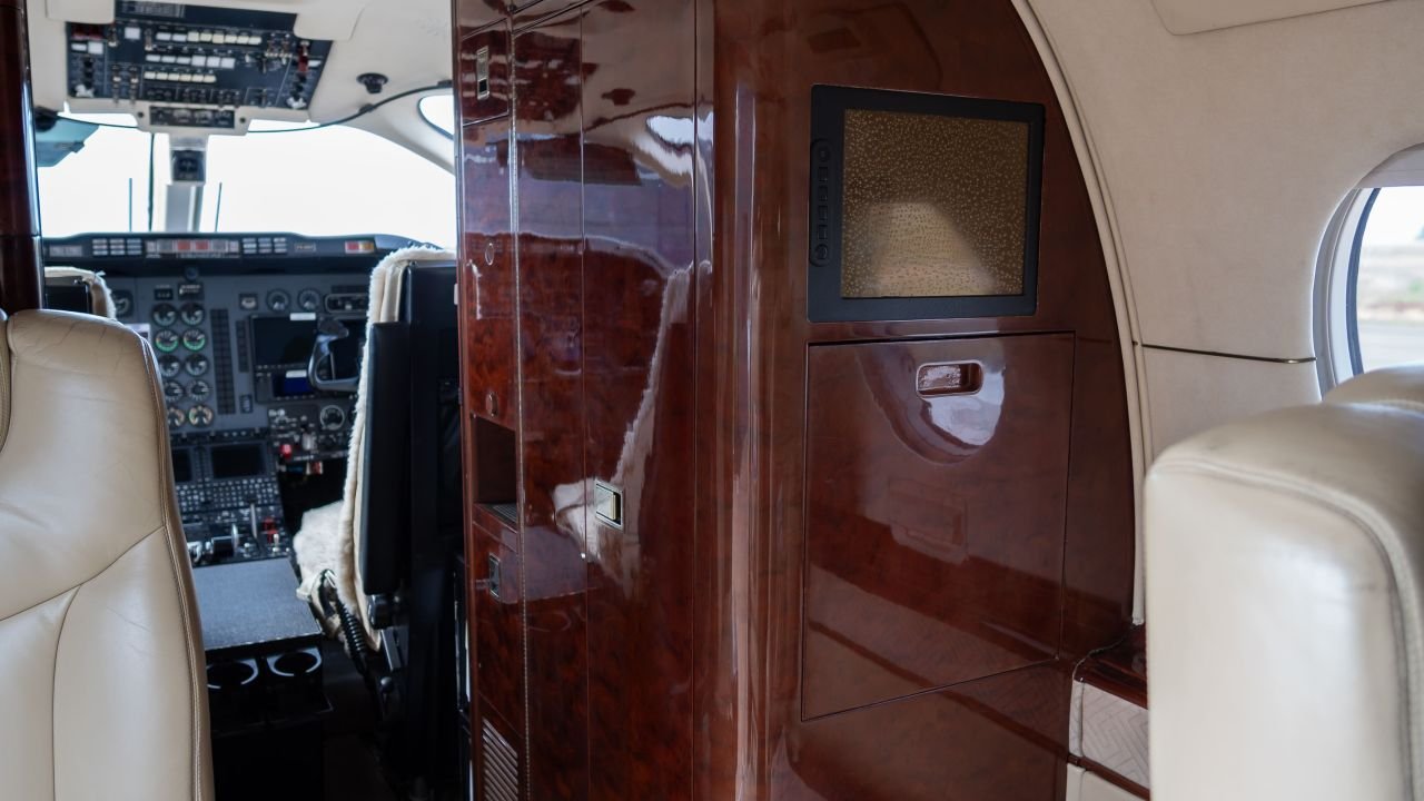 HAWKER 400XP 2008