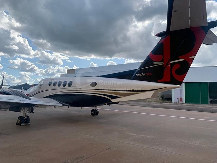 BEECHCRAFT KING AIR 300 1989