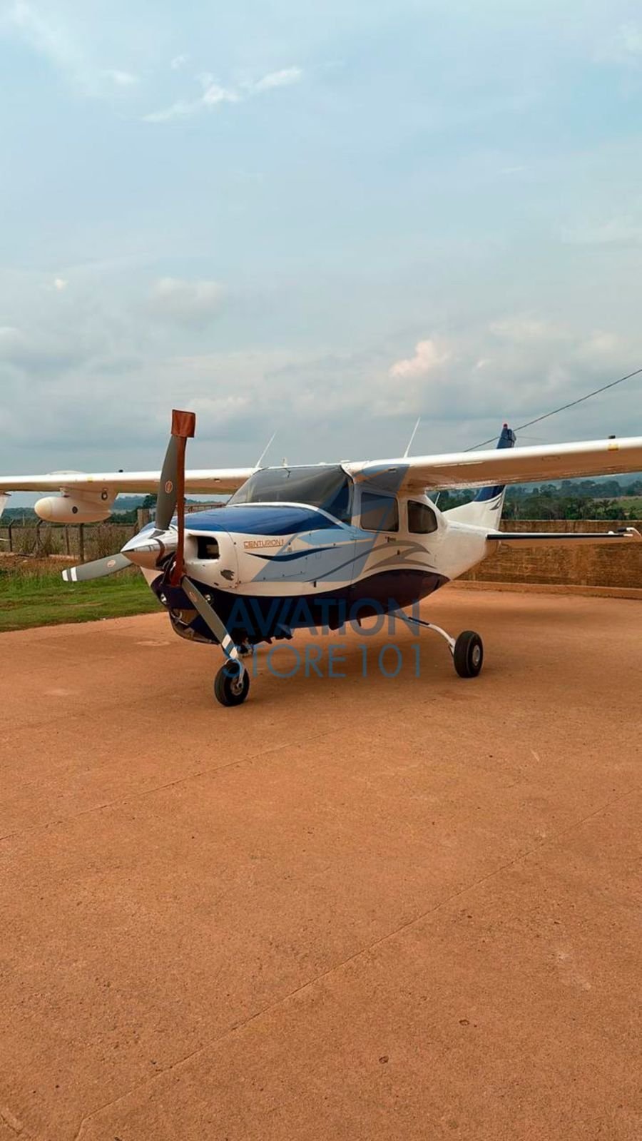 CESSNA CENTURION 210N 1982