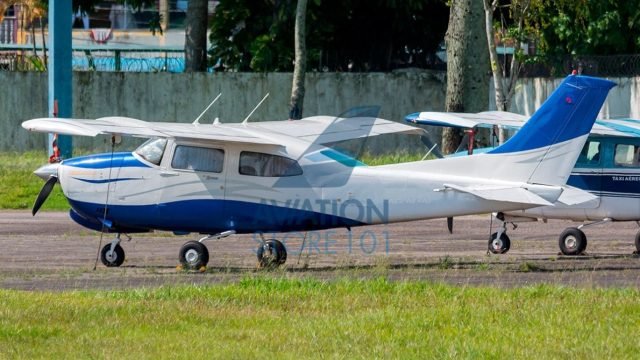 CESSNA CENTURION 210N 1982