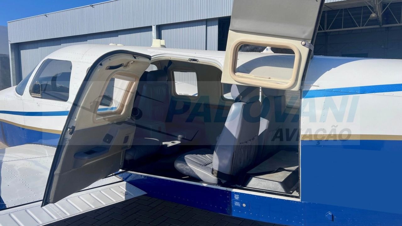 PIPER PA-34-220T SENECA V 2001