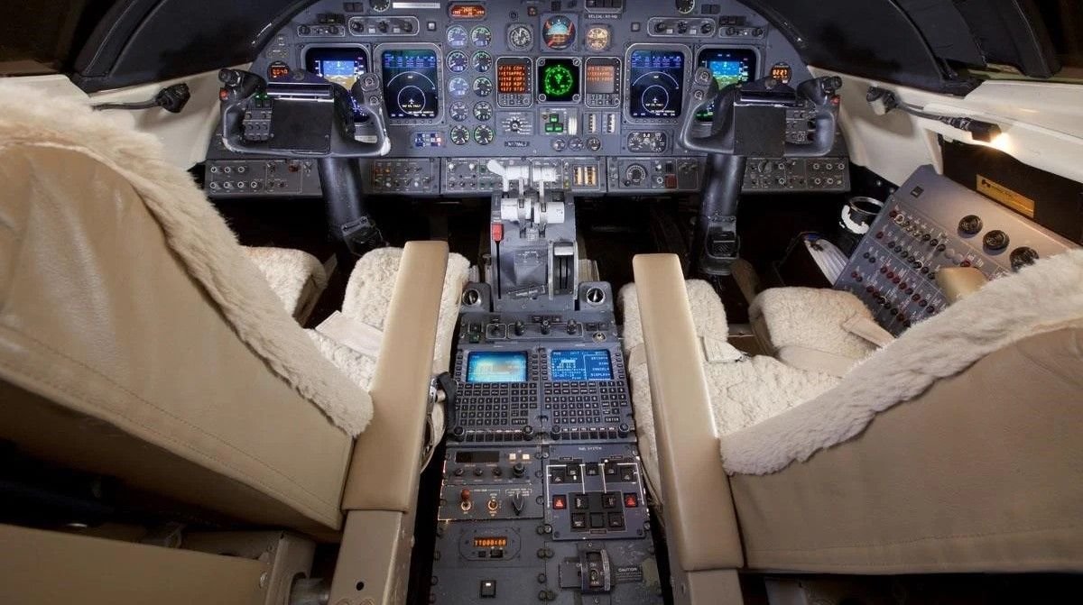 BOMBARDIER LEARJET 60 2000