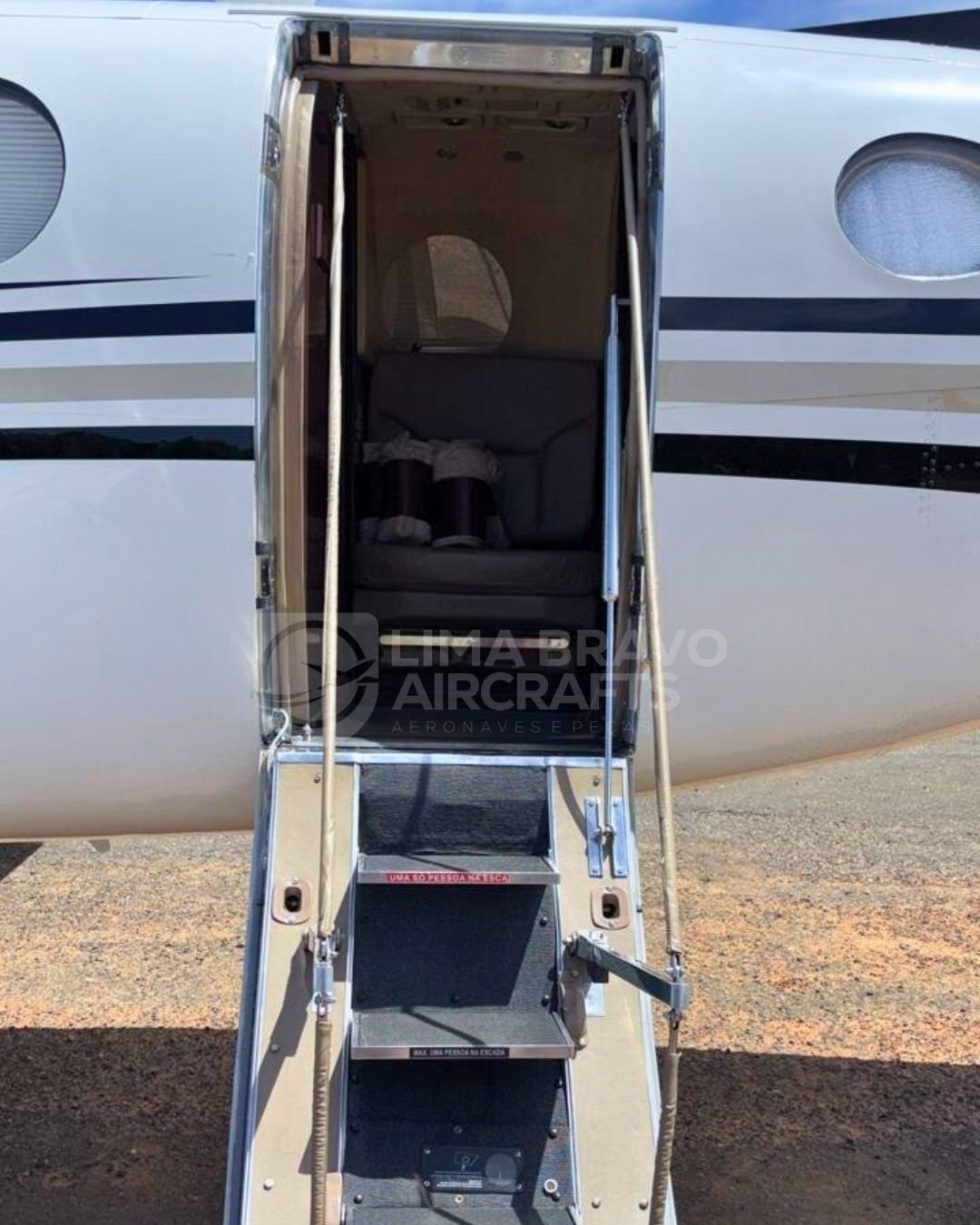 BEECHCRAFT KING AIR 350 1997