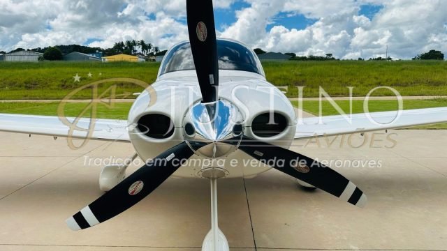 CIRRUS SR20 G3 2008
