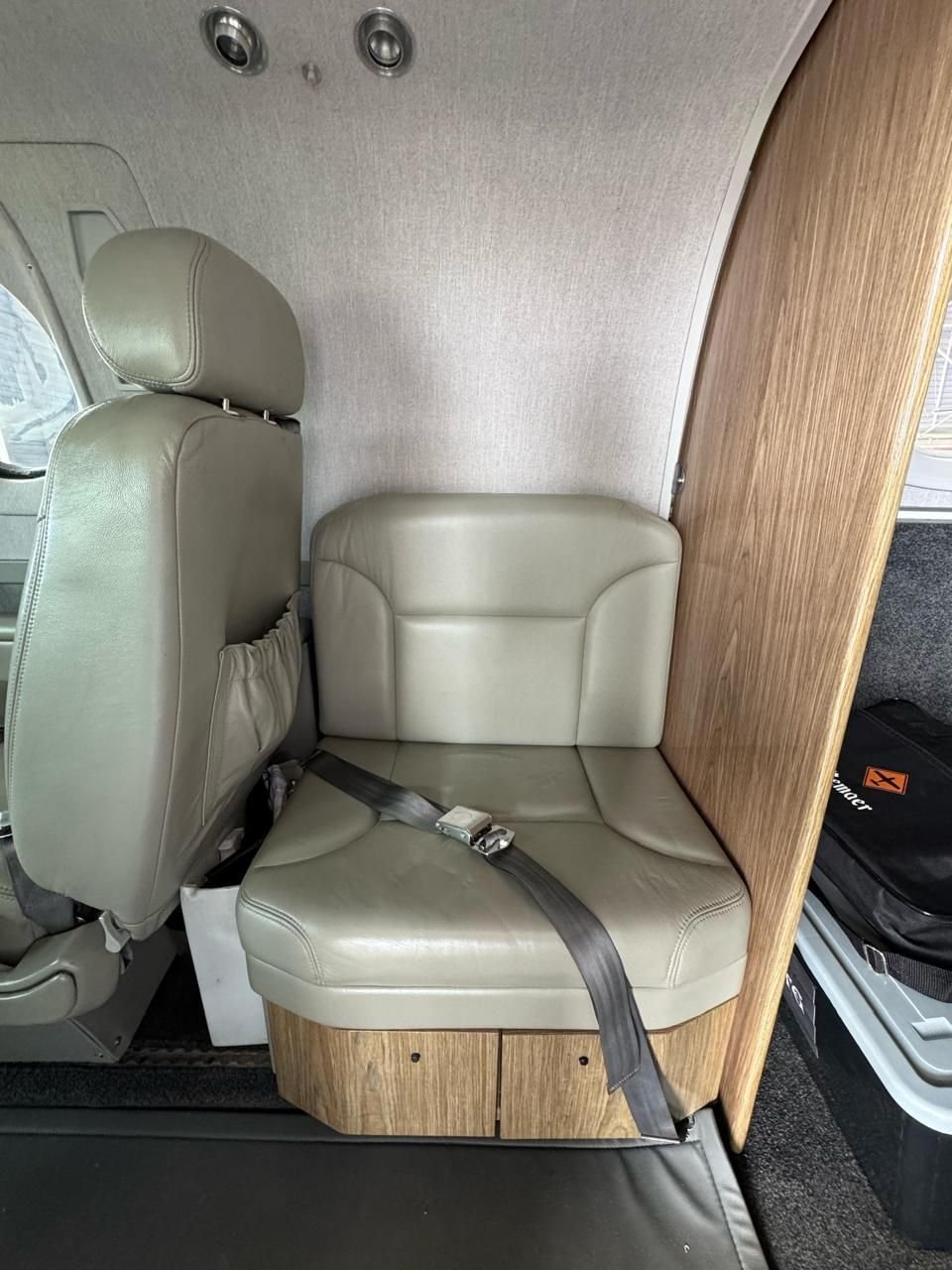 BEECHCRAFT KING AIR C90 1985
