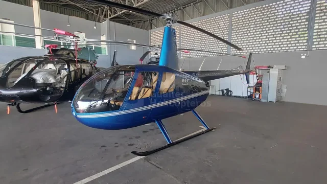 ROBINSON R44 RAVEN II 2010