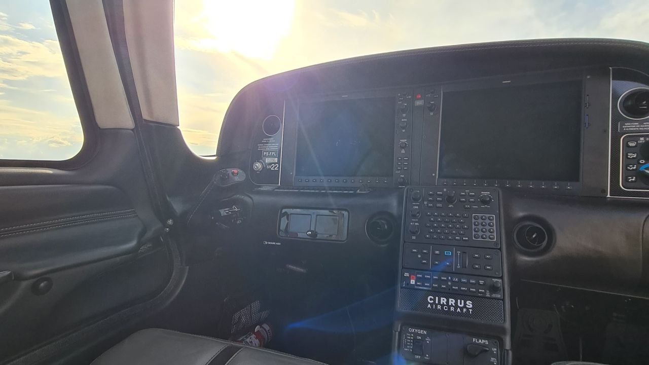CIRRUS SR22 G5 2016 – COMPARTILHAMENTO