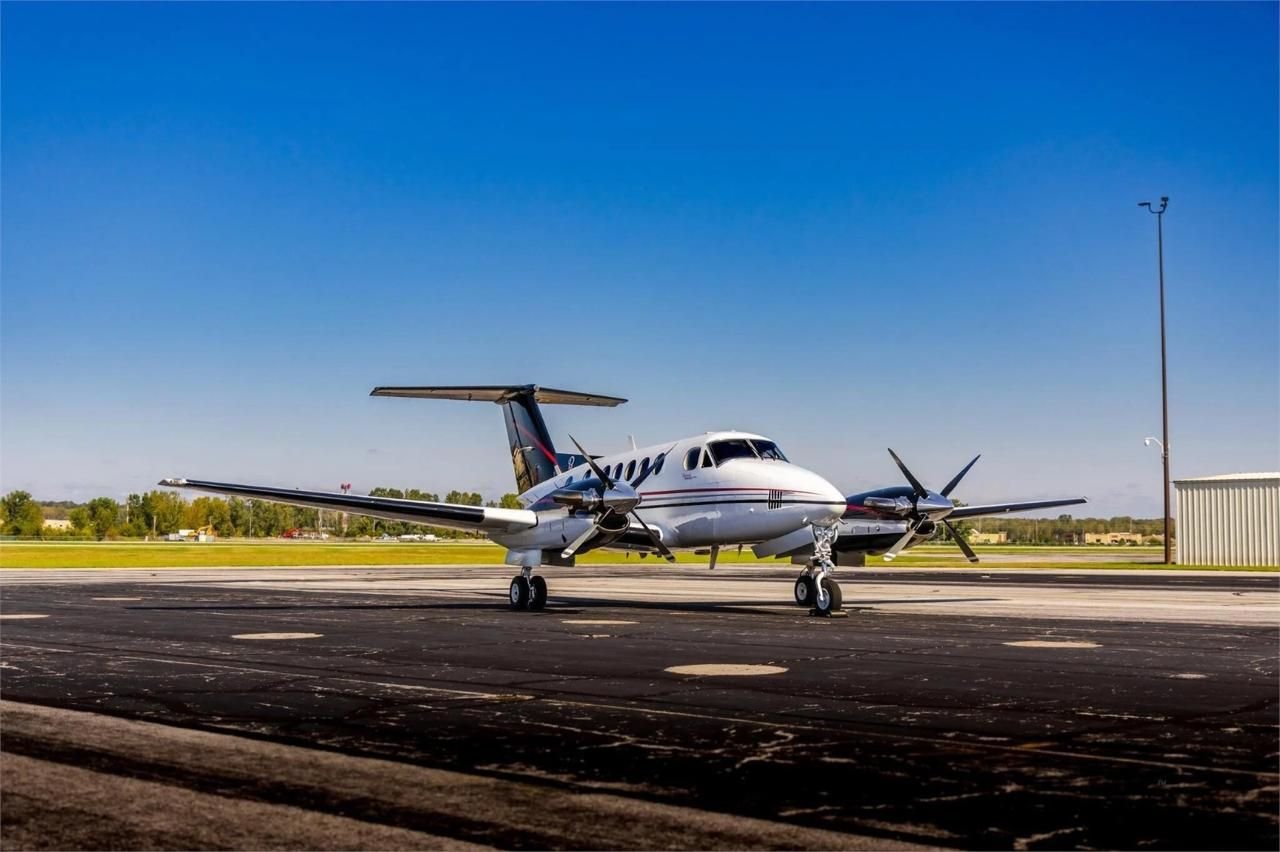 BEECHCRAFT KING AIR B200 1981