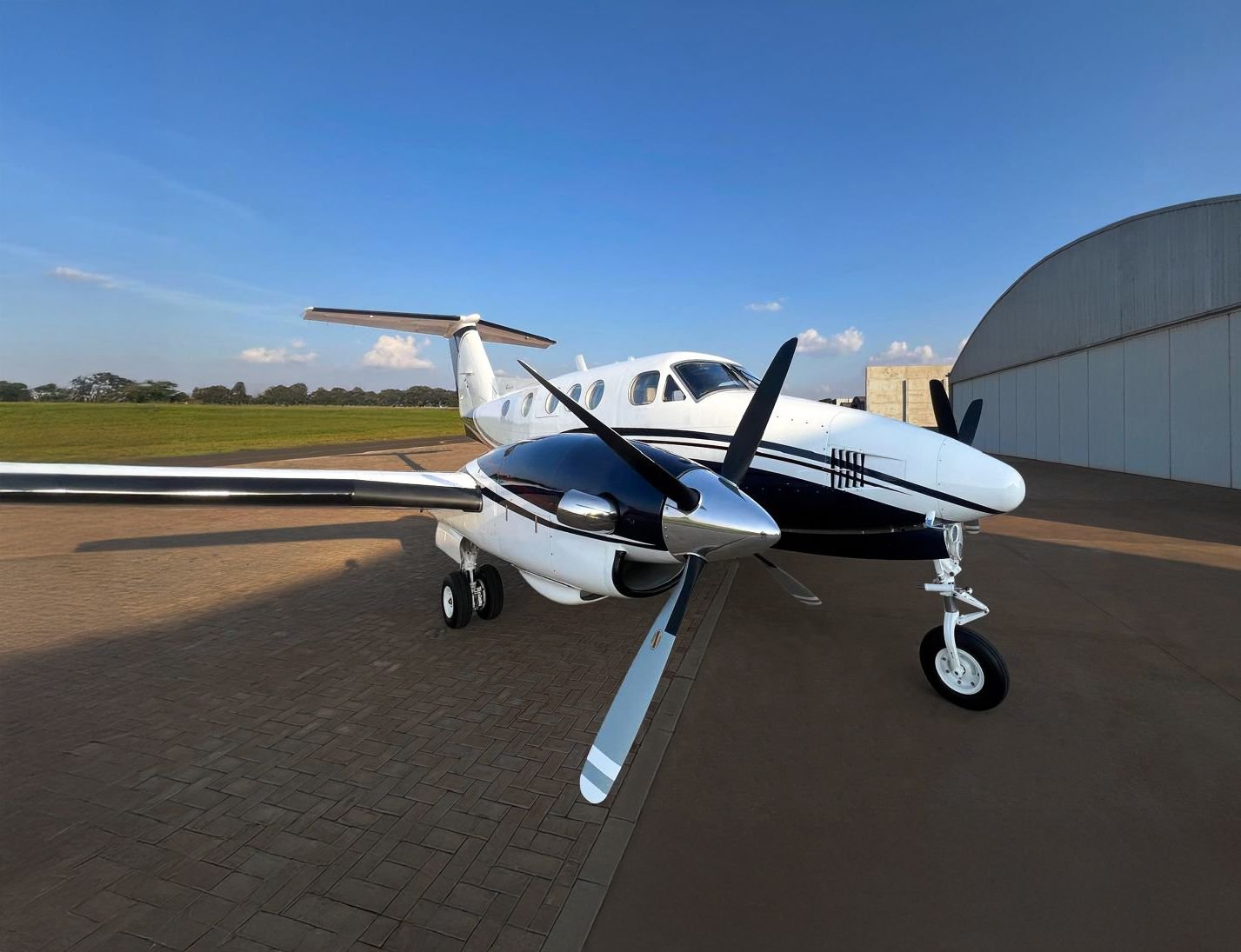 BEECHCRAFT KING AIR F90 1981