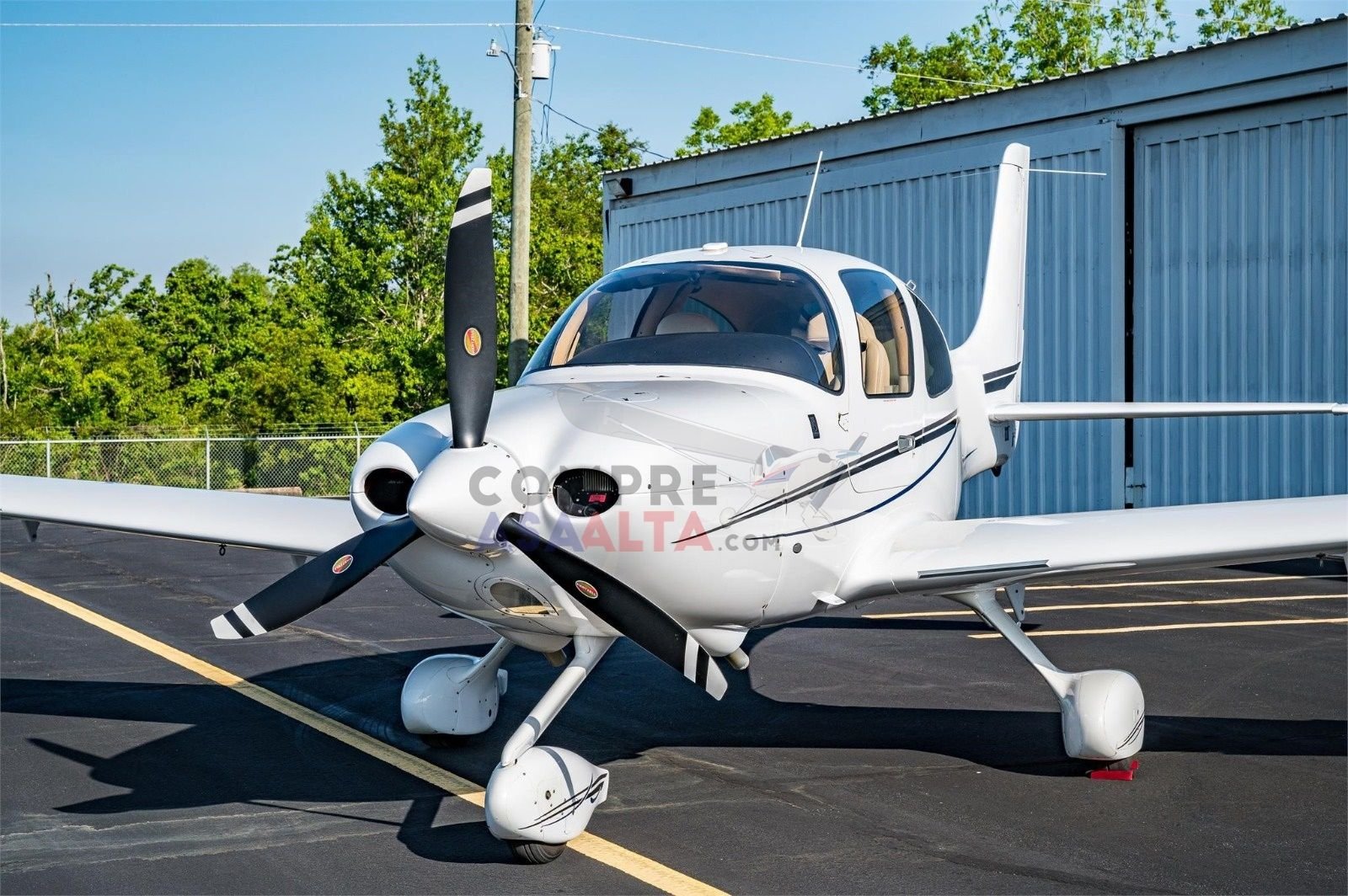 CIRRUS SR22 2017