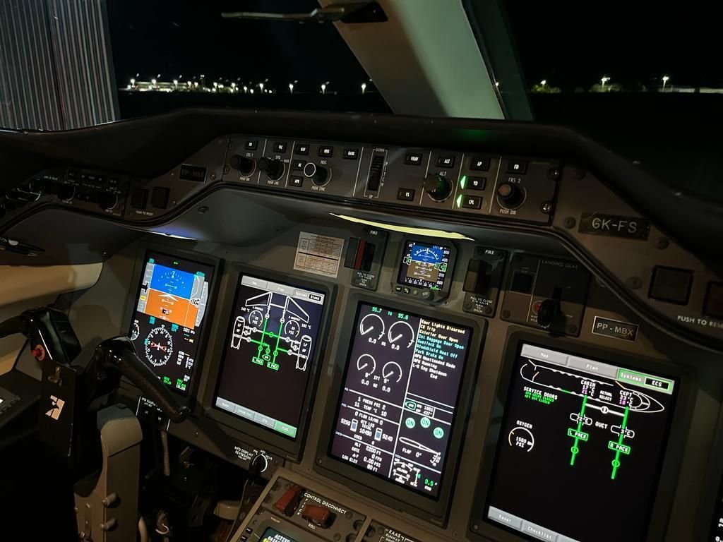 HAWKER 4000 2008